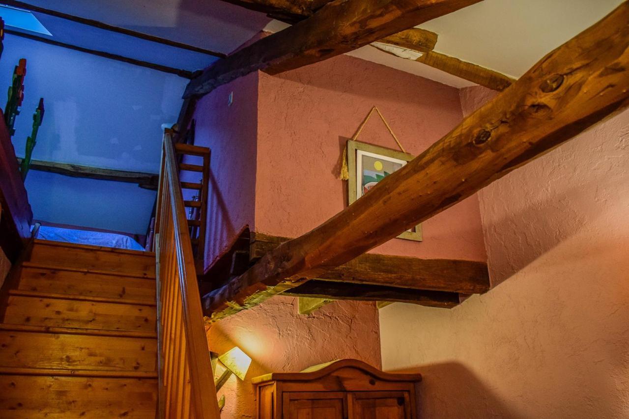 Posada El Rincon De Babia La Cueta Bagian luar foto