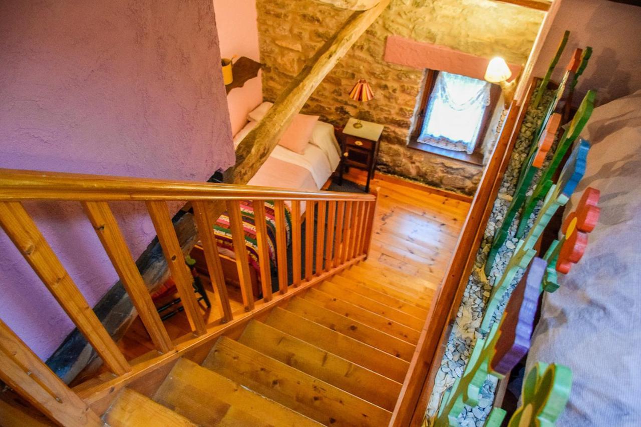 Posada El Rincon De Babia La Cueta Bagian luar foto