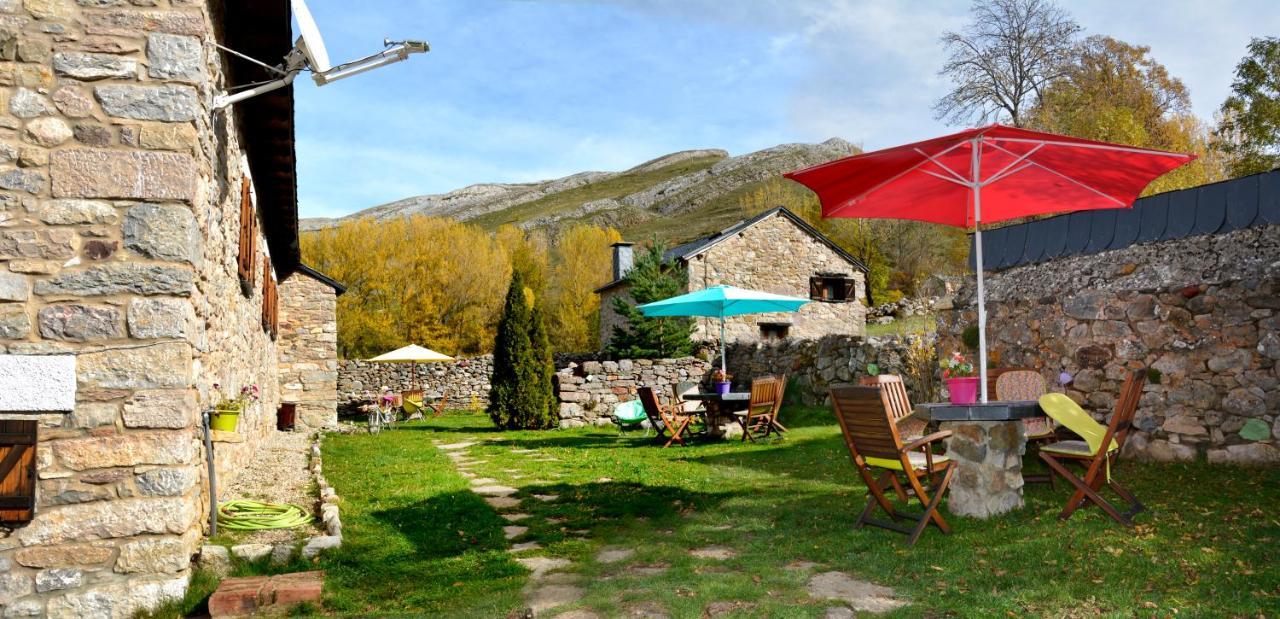 Posada El Rincon De Babia La Cueta Bagian luar foto